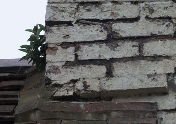 chimney-spalling.jpg